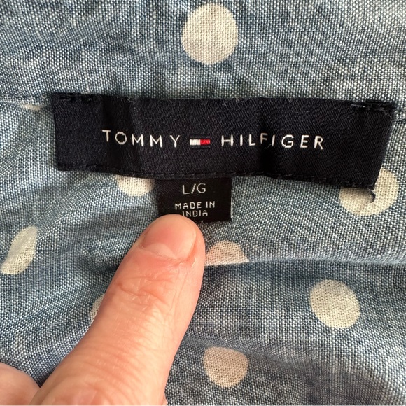 Tommy Hilfiger Chambray and White Polkadot Collar Long Sleeve Shirt Size Large - Picture 6 of 10